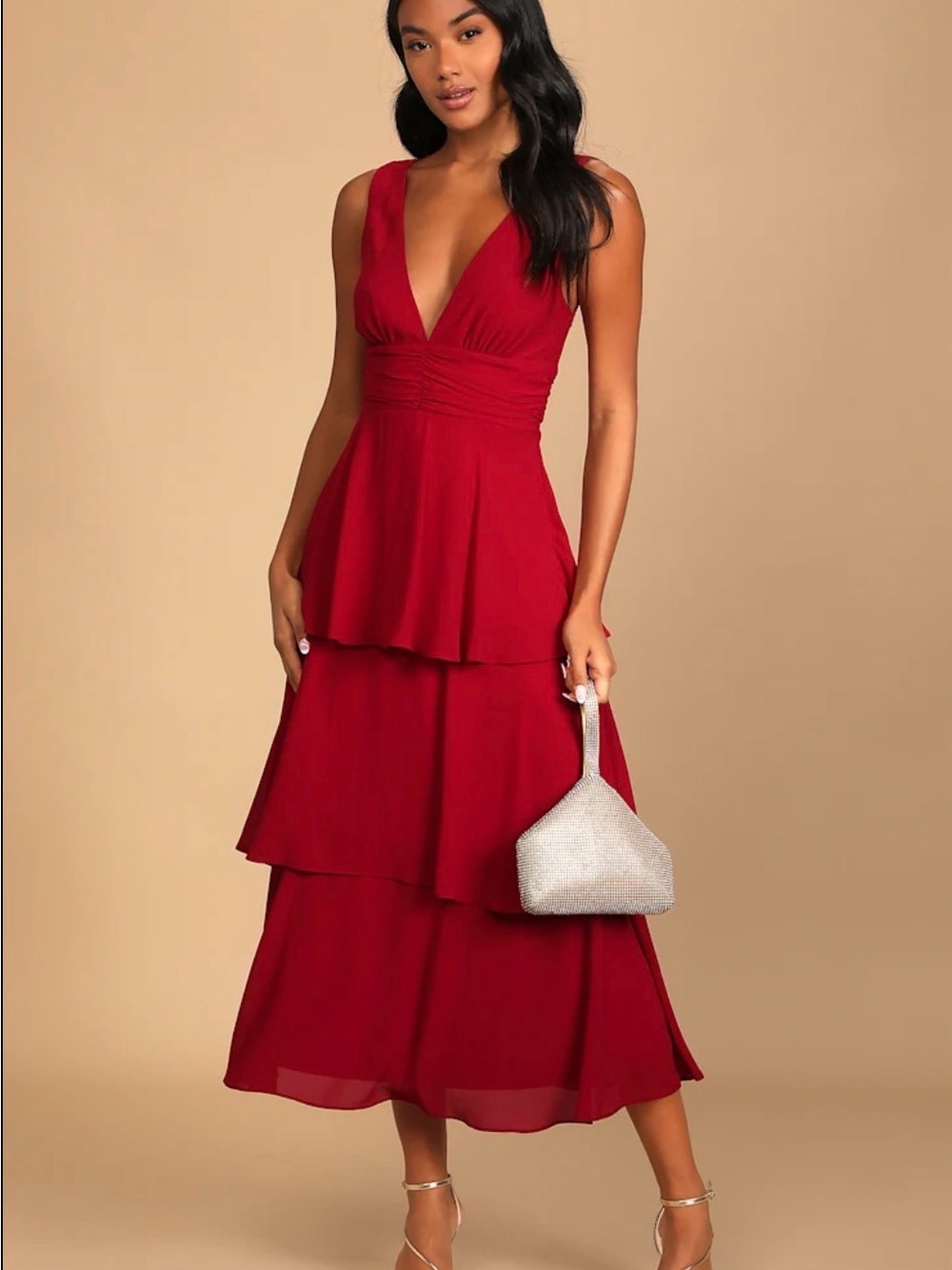 NWT Lulu’s Red Tiered V-Neck Midi Dress